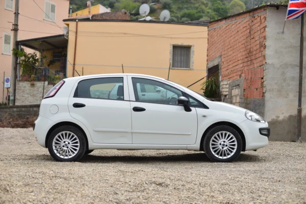 Fiat Punto Evo 1.4 - immagine 5
