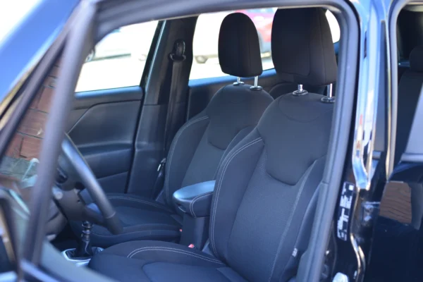 Jeep Renegade 1.6 MJT Nero - immagine 13