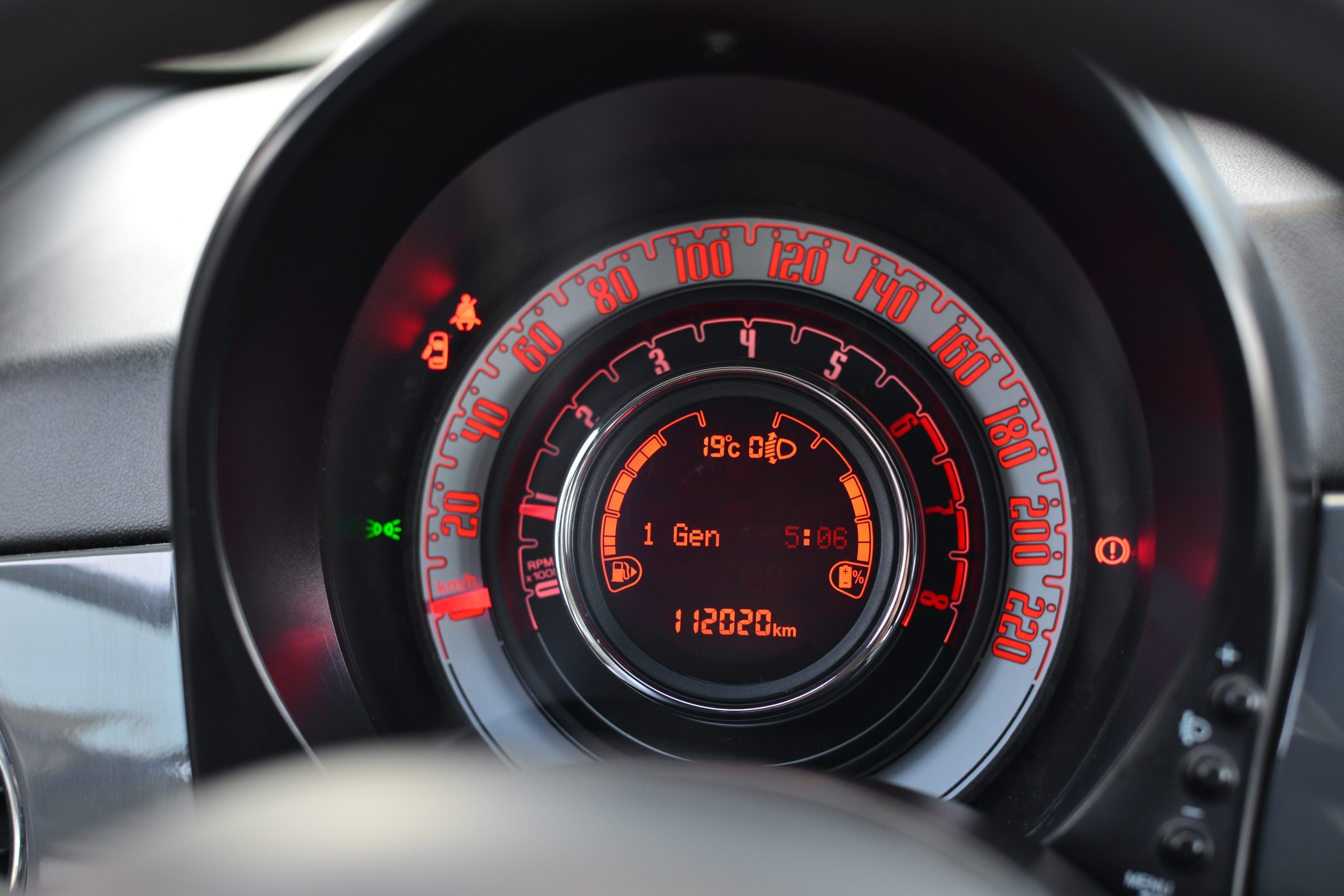 Fiat 500 1.0 hybrid Connect 70cv - immagine 6